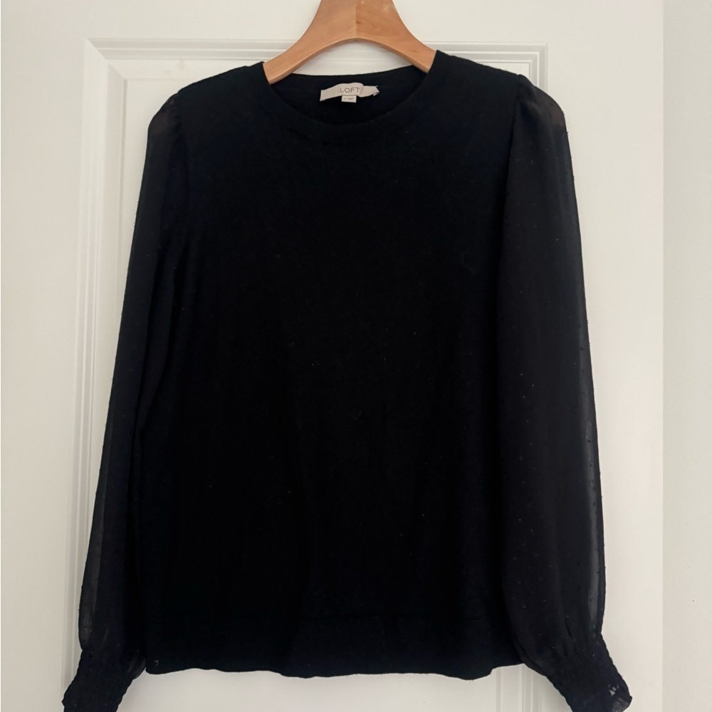 Ann Taylor LOFT black sheer sleeve dressy women’s sweater top size medium 8 10